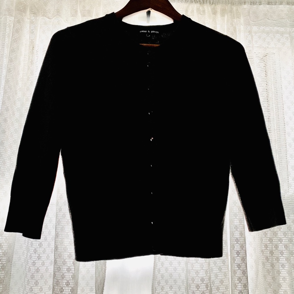 Cable & Gauge dark gray elbow length cardigan